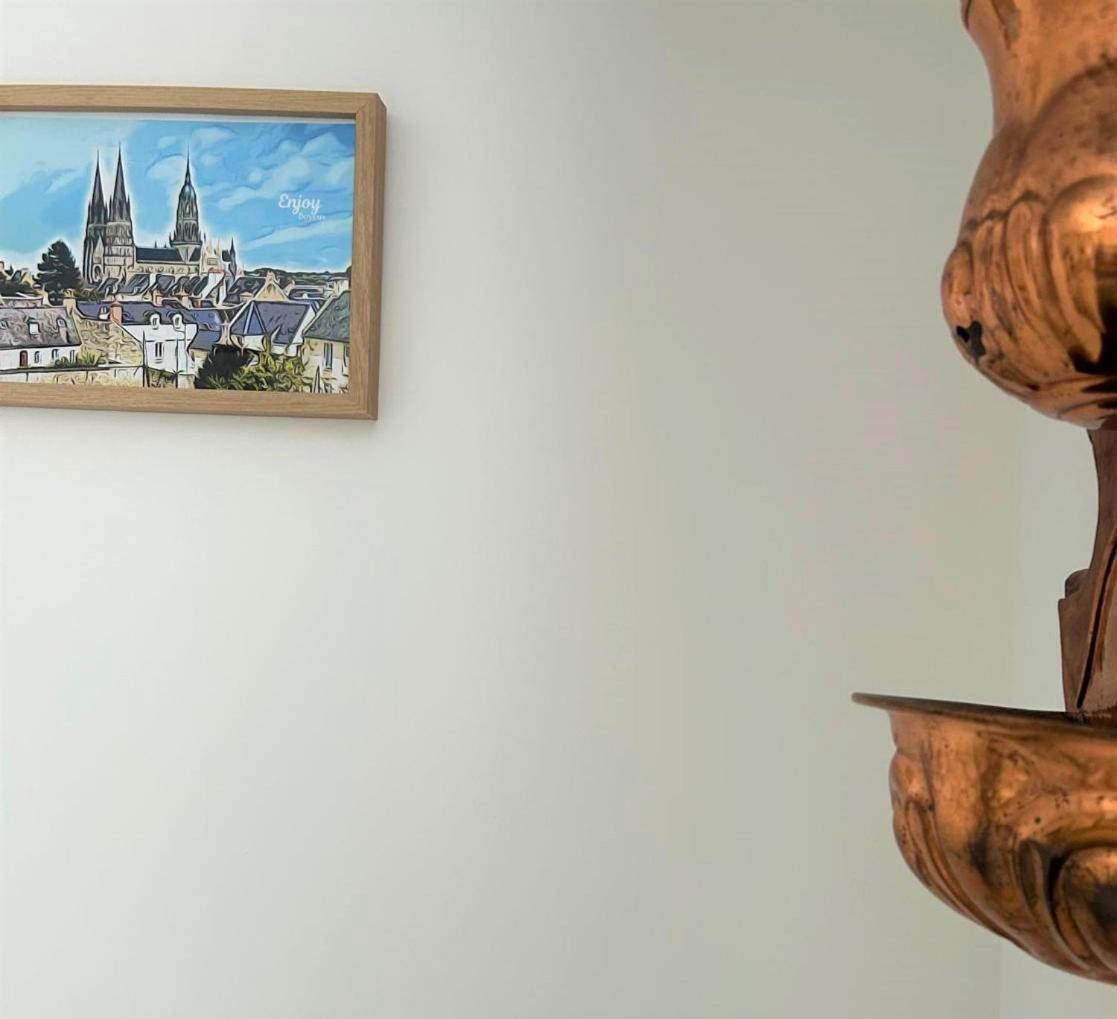 Le Ponthieu De Bayeux Lägenhet Exteriör bild